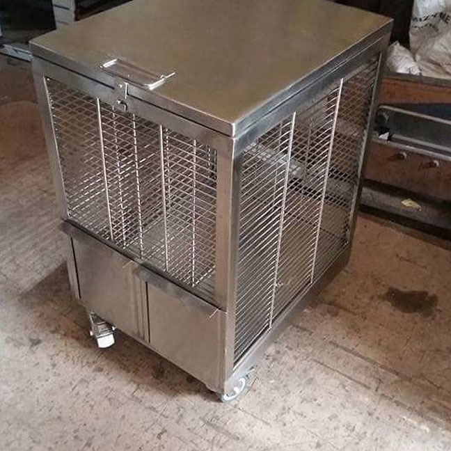 Open Parrot Cage Manufacturers in Pune